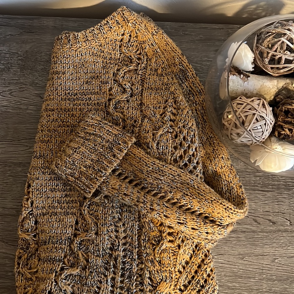 Boutique sweater S